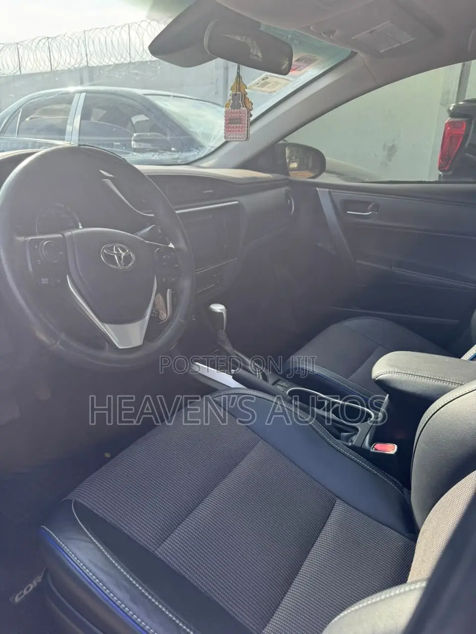 Toyota Corolla 2018 Gray