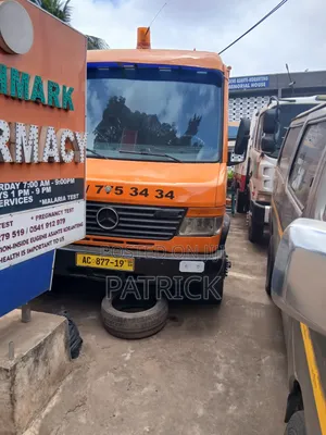 Mercedes-Benz T2 2000 Orange