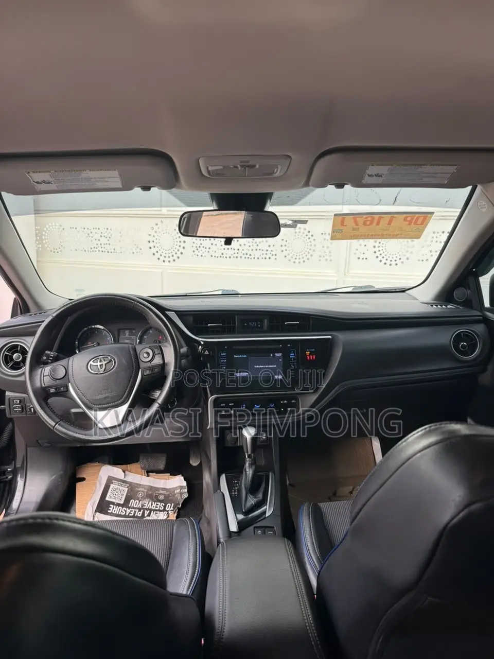 Toyota Corolla SE (1.8L 4cyl 6M) 2018 Black