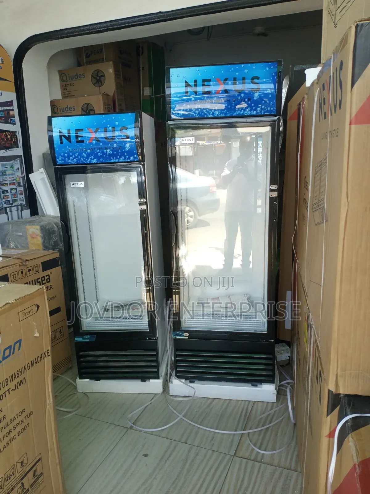 Nexus Display/ShowCase (228ltrs)