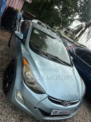 Hyundai Elantra GLS Sedan FWD (1.8L 4cyl 6A) 2013 Green