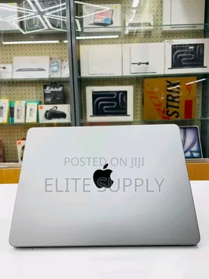 New Laptop Apple MacBook Air 2024 M3 16GB Apple M3 SSD 512GB