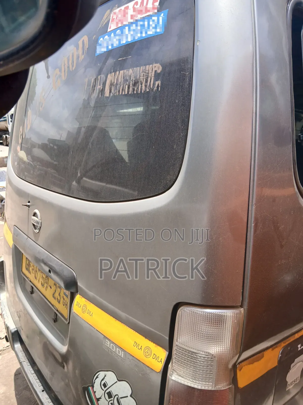 Nissan Caravan (Urvan) 2010 Grey