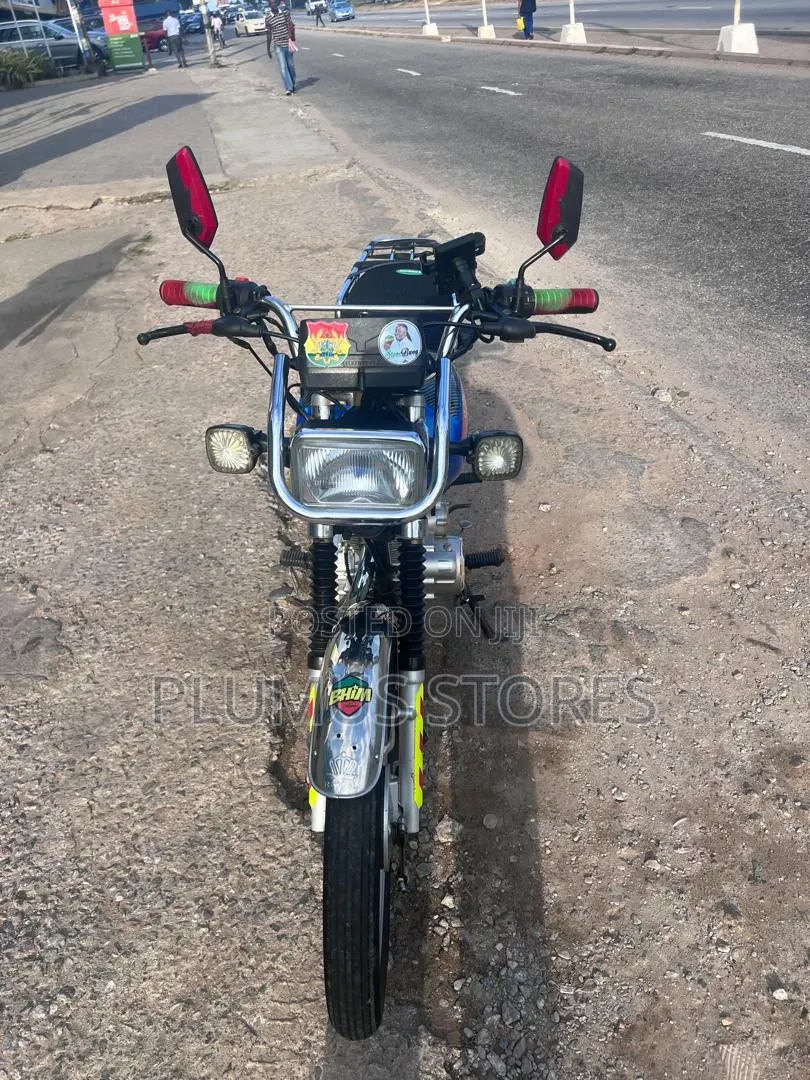 Royal Motorcycle 2025 Blue