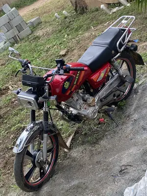 Royal RY125 2025 Red