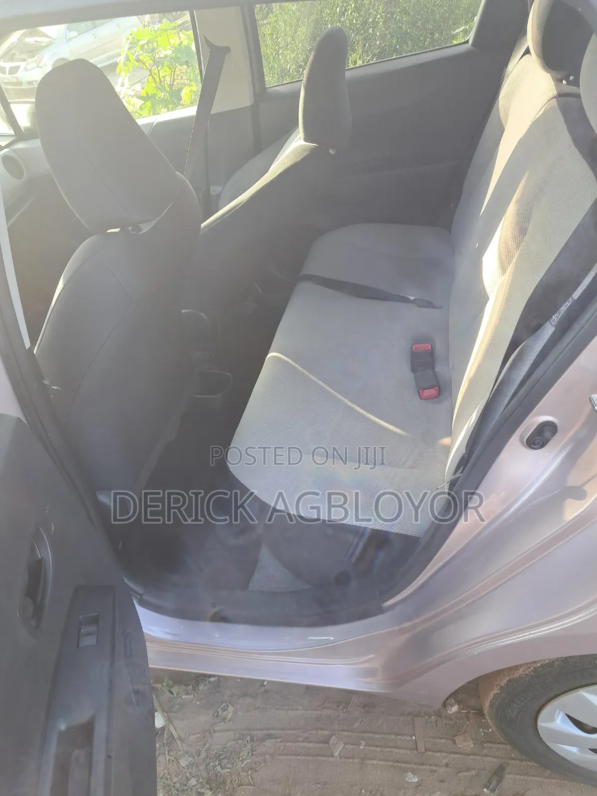 Toyota Vitz 2015 Gray