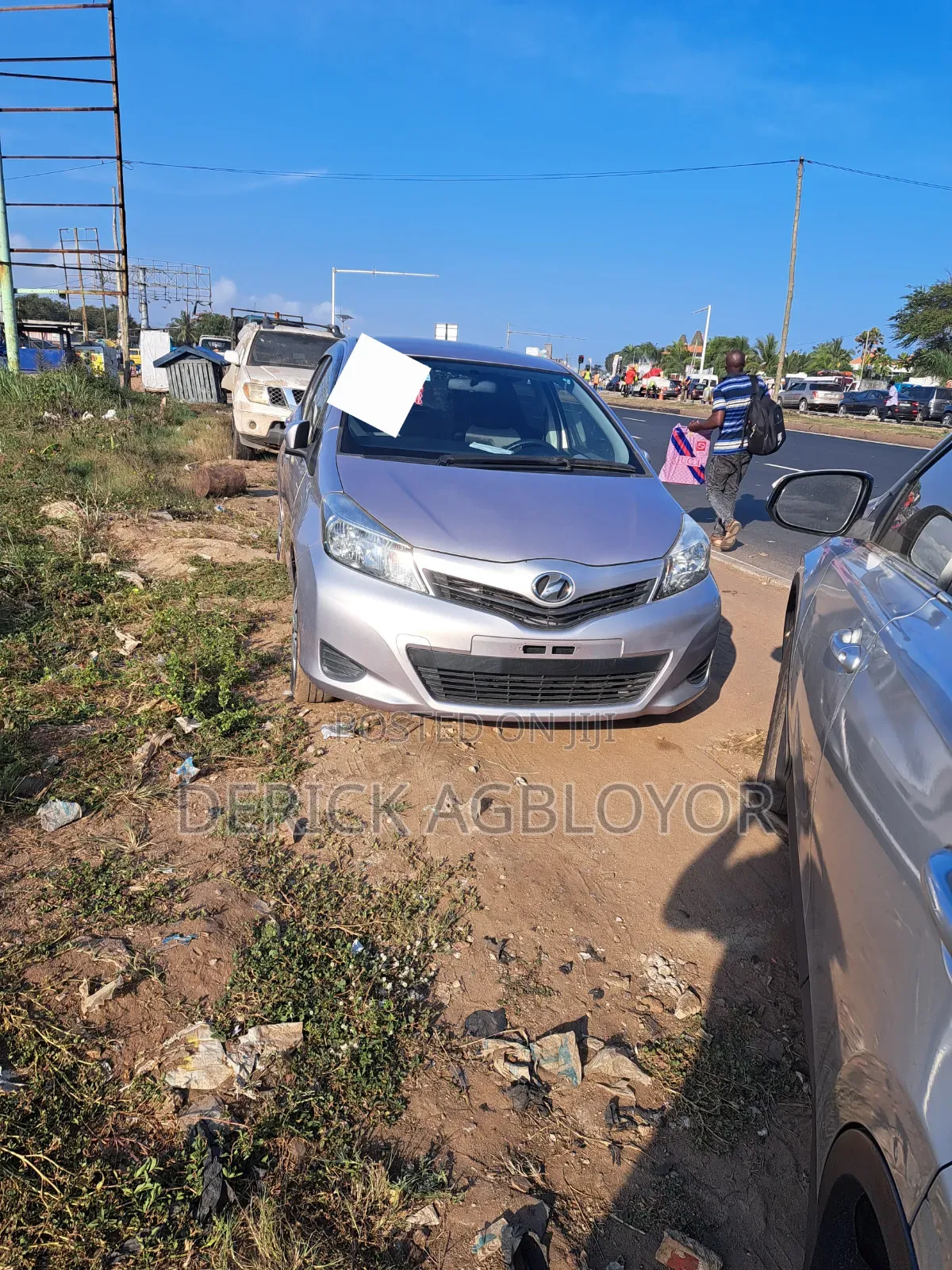 Toyota Vitz 2015 Gray