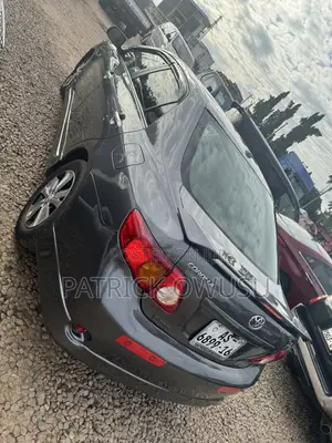 Toyota Corolla 2009 Gray