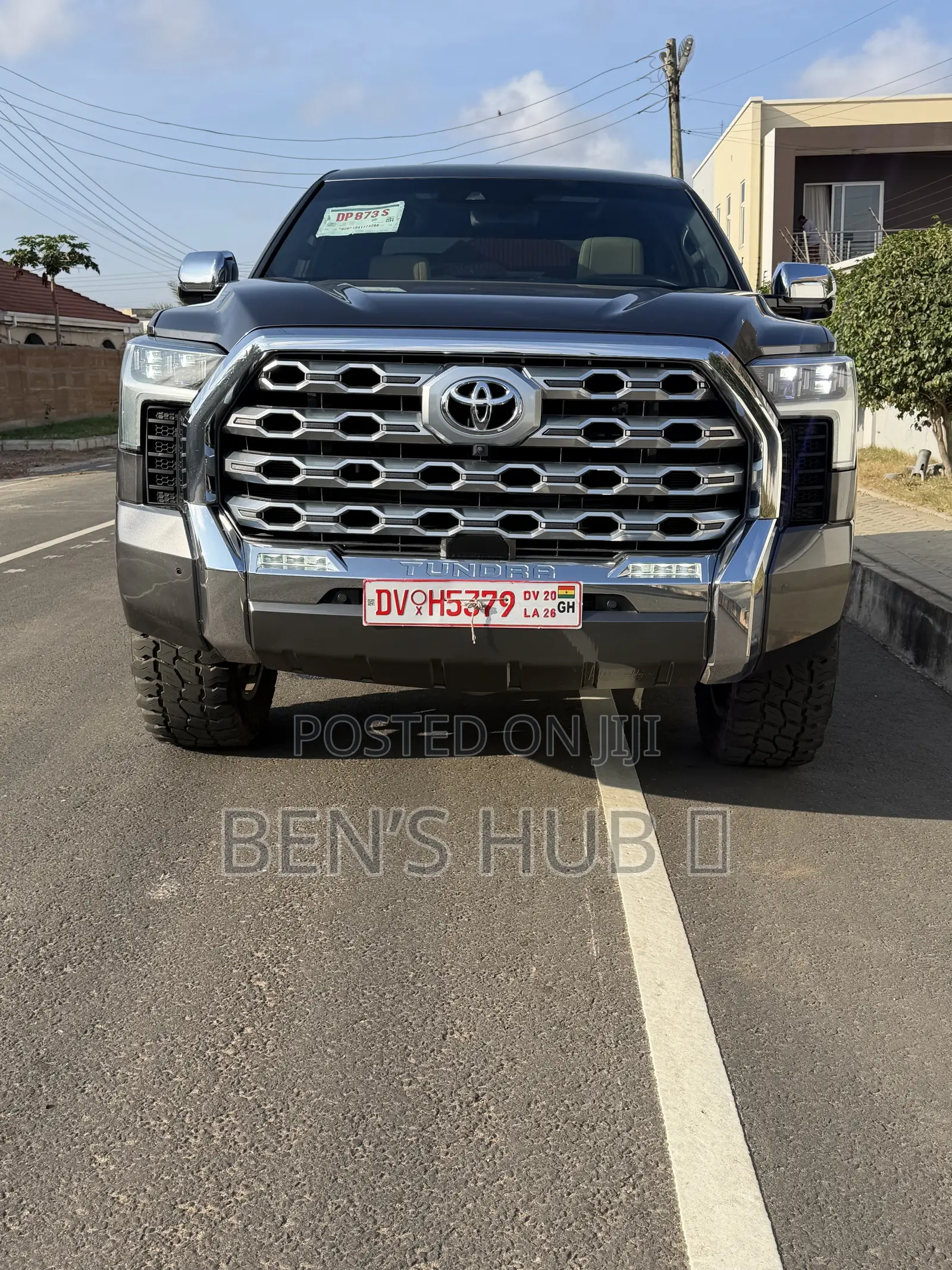Toyota Tundra 1794 Edition CrewMax 5.5' Bed 2024 Gray