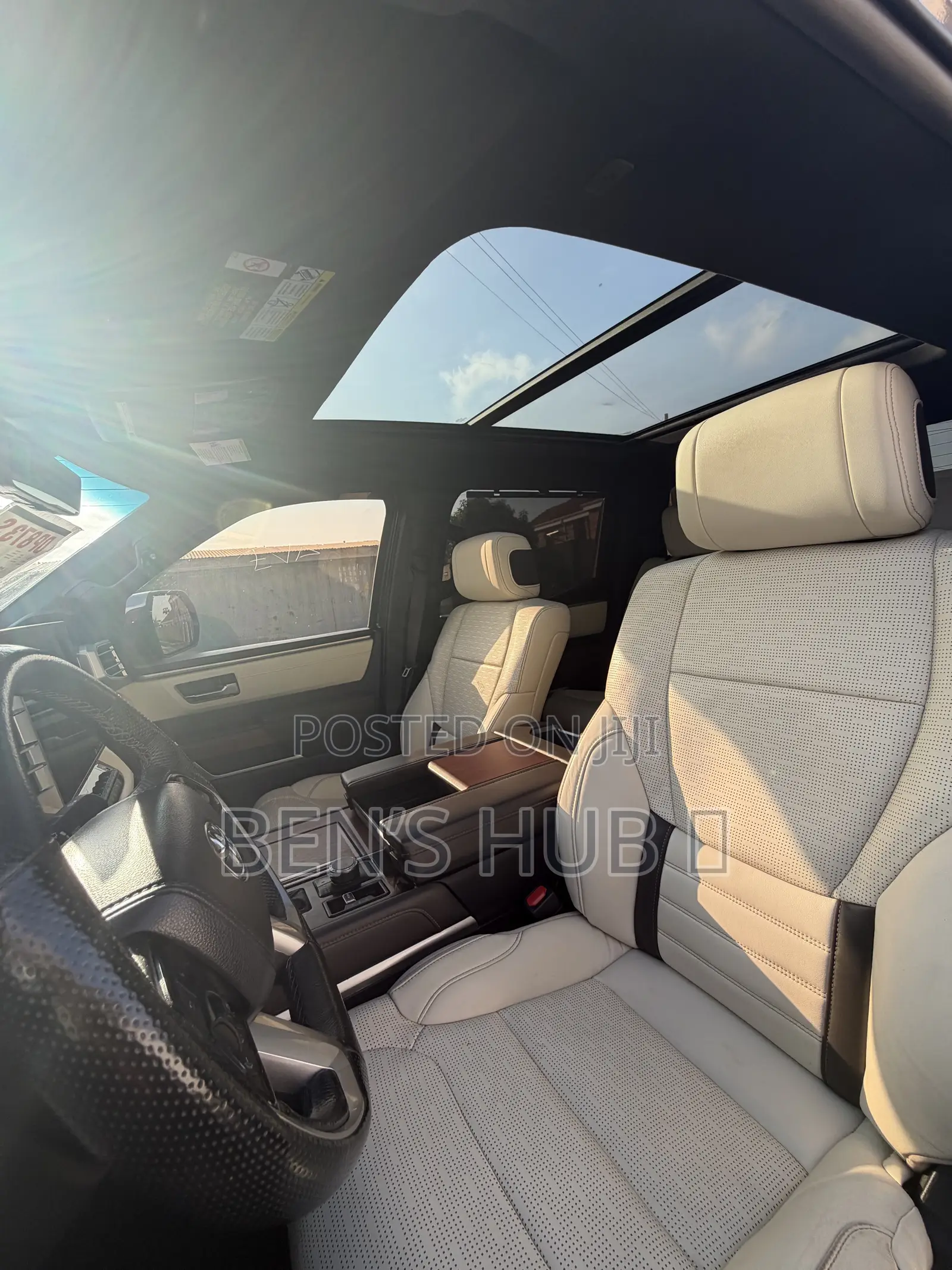Toyota Tundra 1794 Edition CrewMax 5.5' Bed 2024 Gray