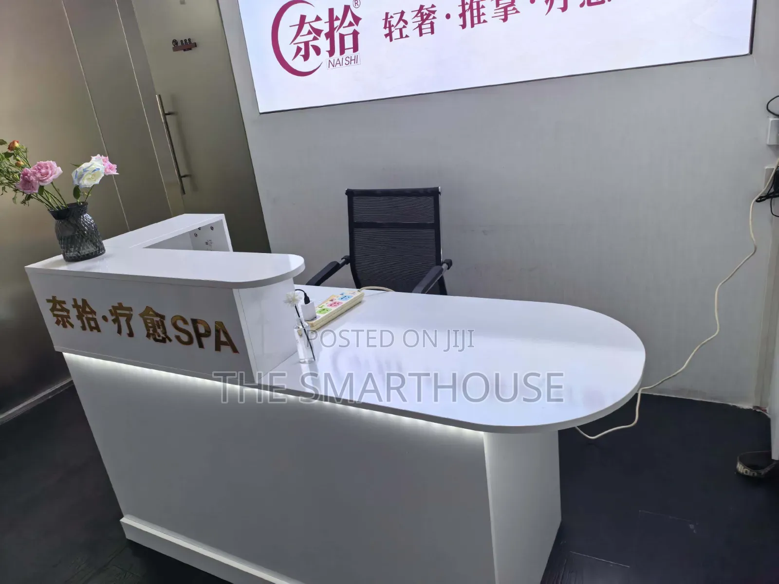 Modern Marble Reception Desk – (Table Size - 150cm)
