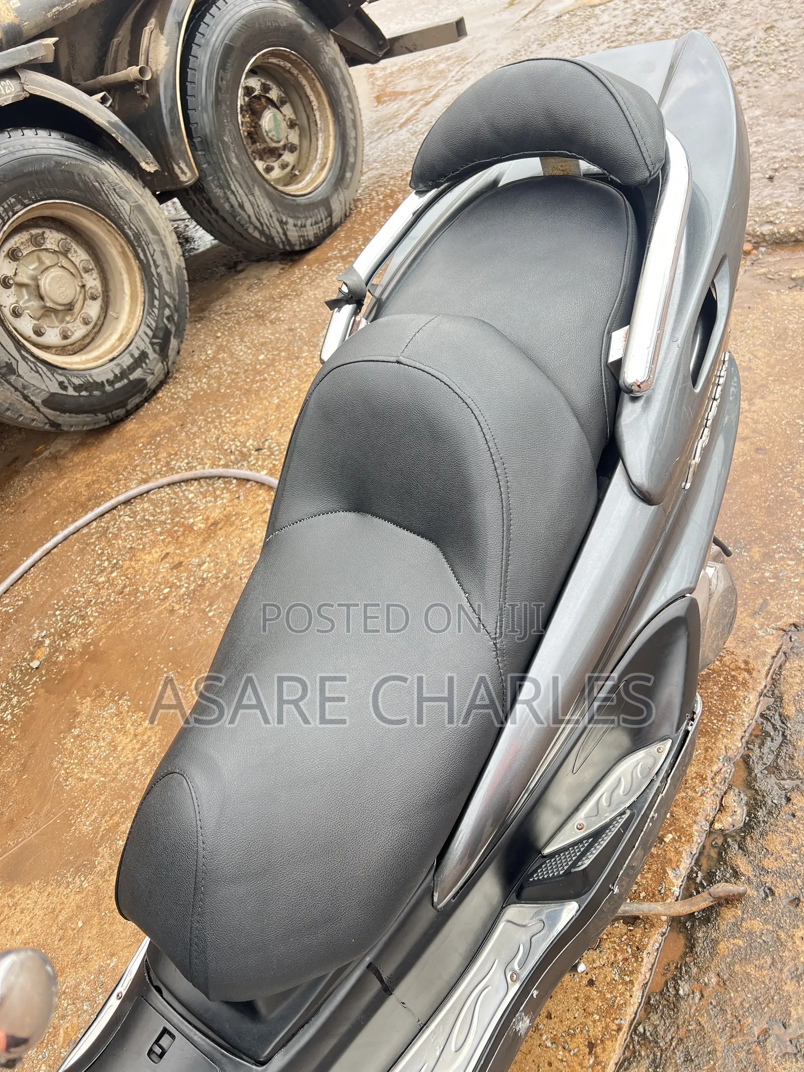 Yamaha Majesty 2010 Gray