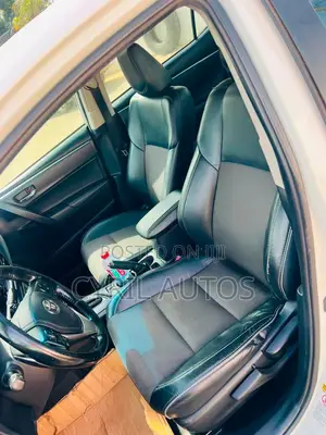 Toyota Corolla 2017 White