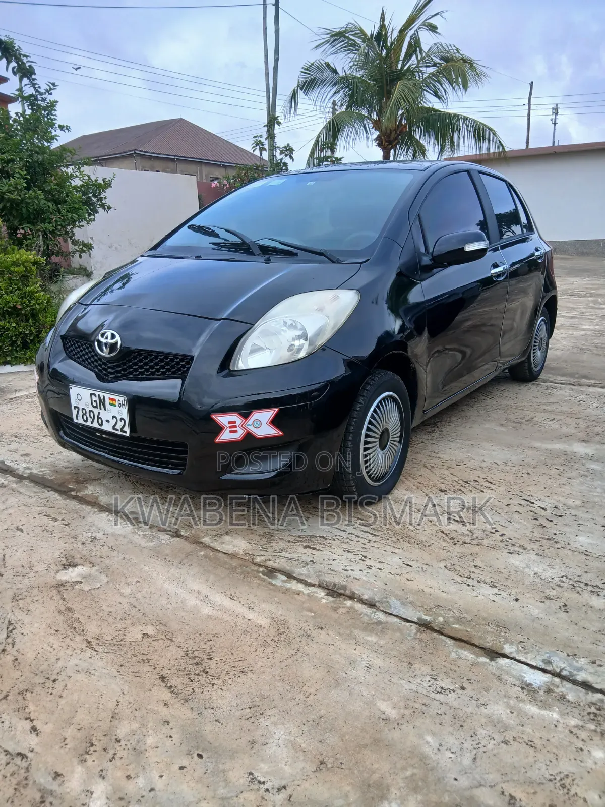 Toyota Vitz 2010 Black