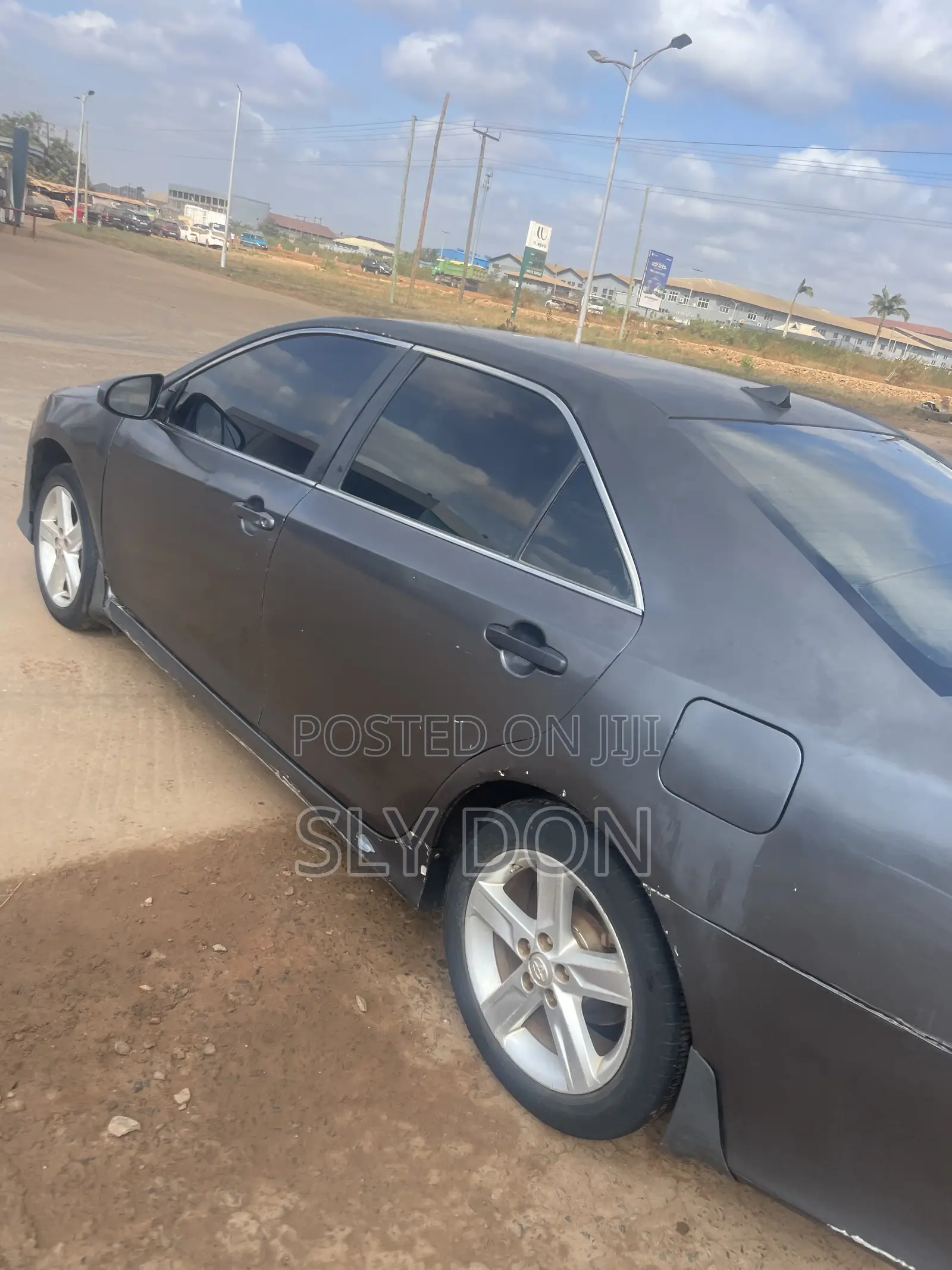Toyota Camry 2014 Silver