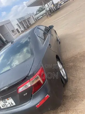 Toyota Camry 2014 Silver