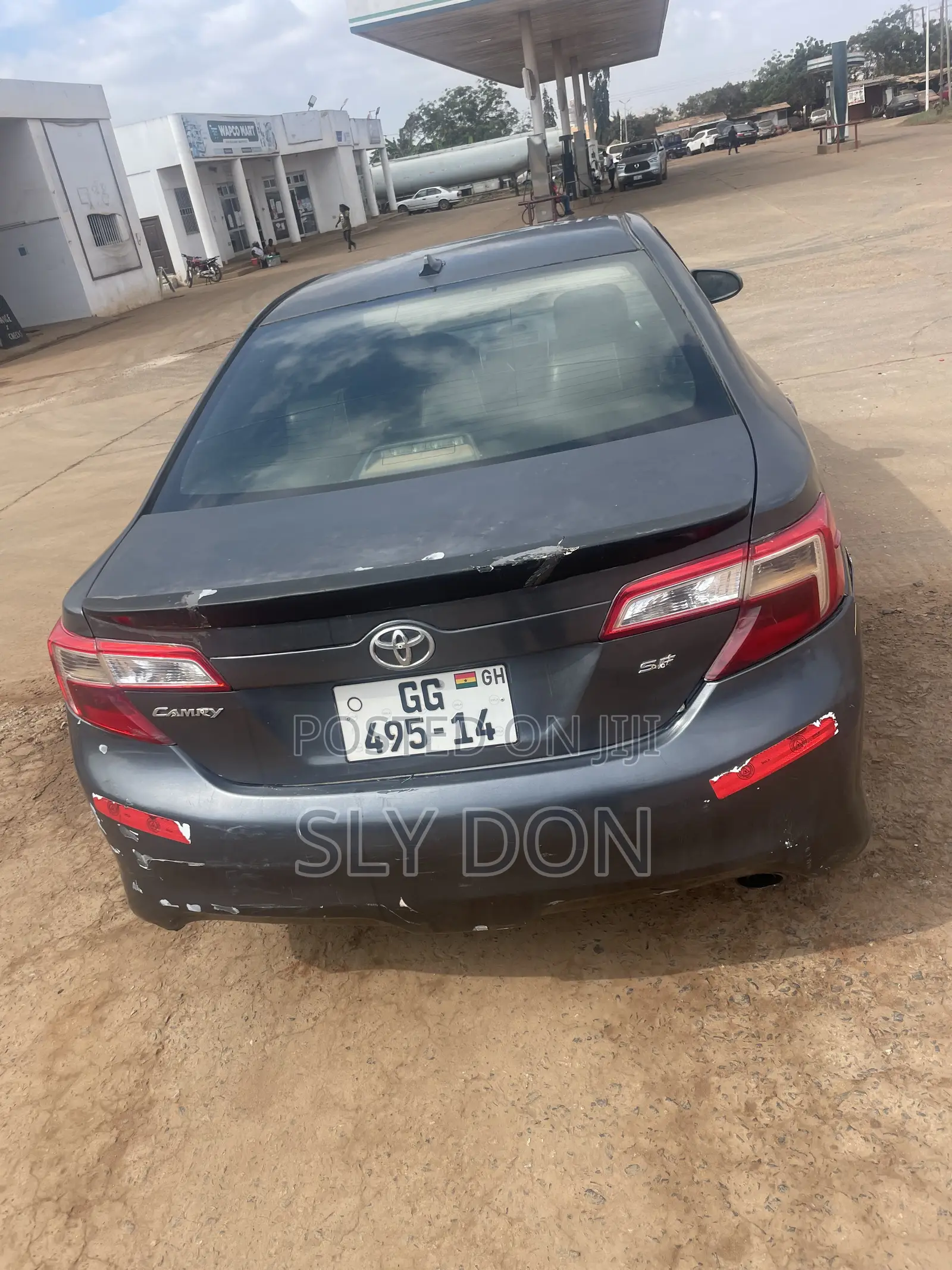 Toyota Camry 2014 Silver