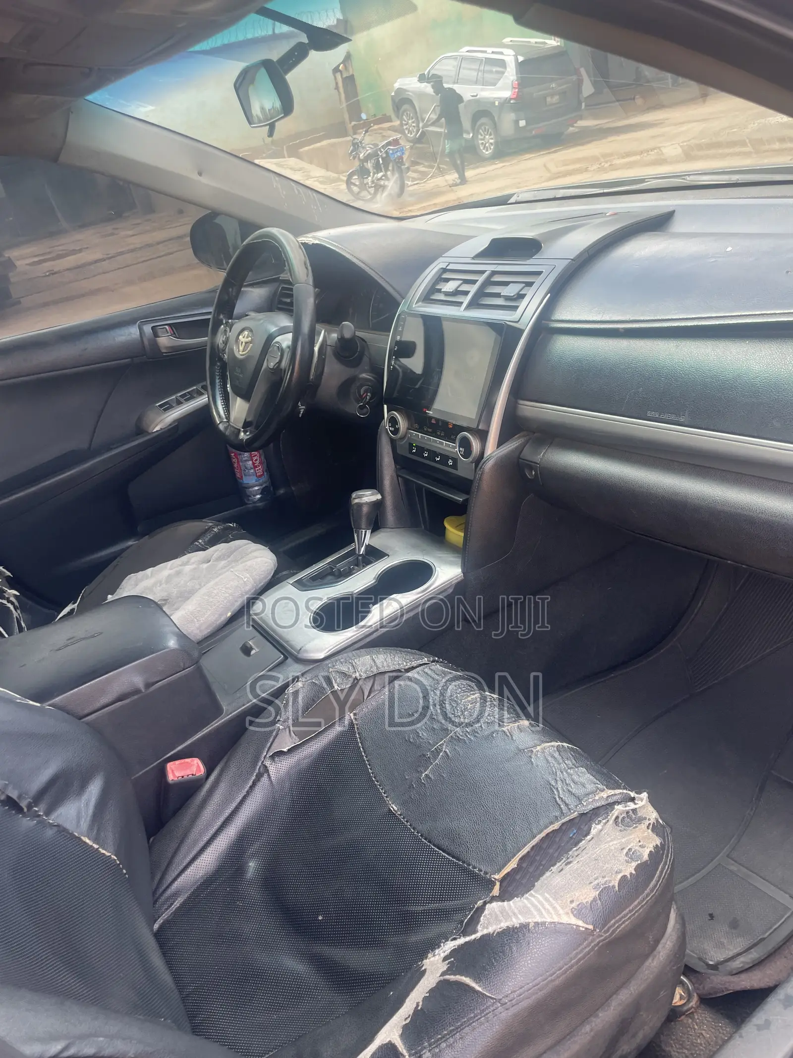 Toyota Camry 2014 Silver