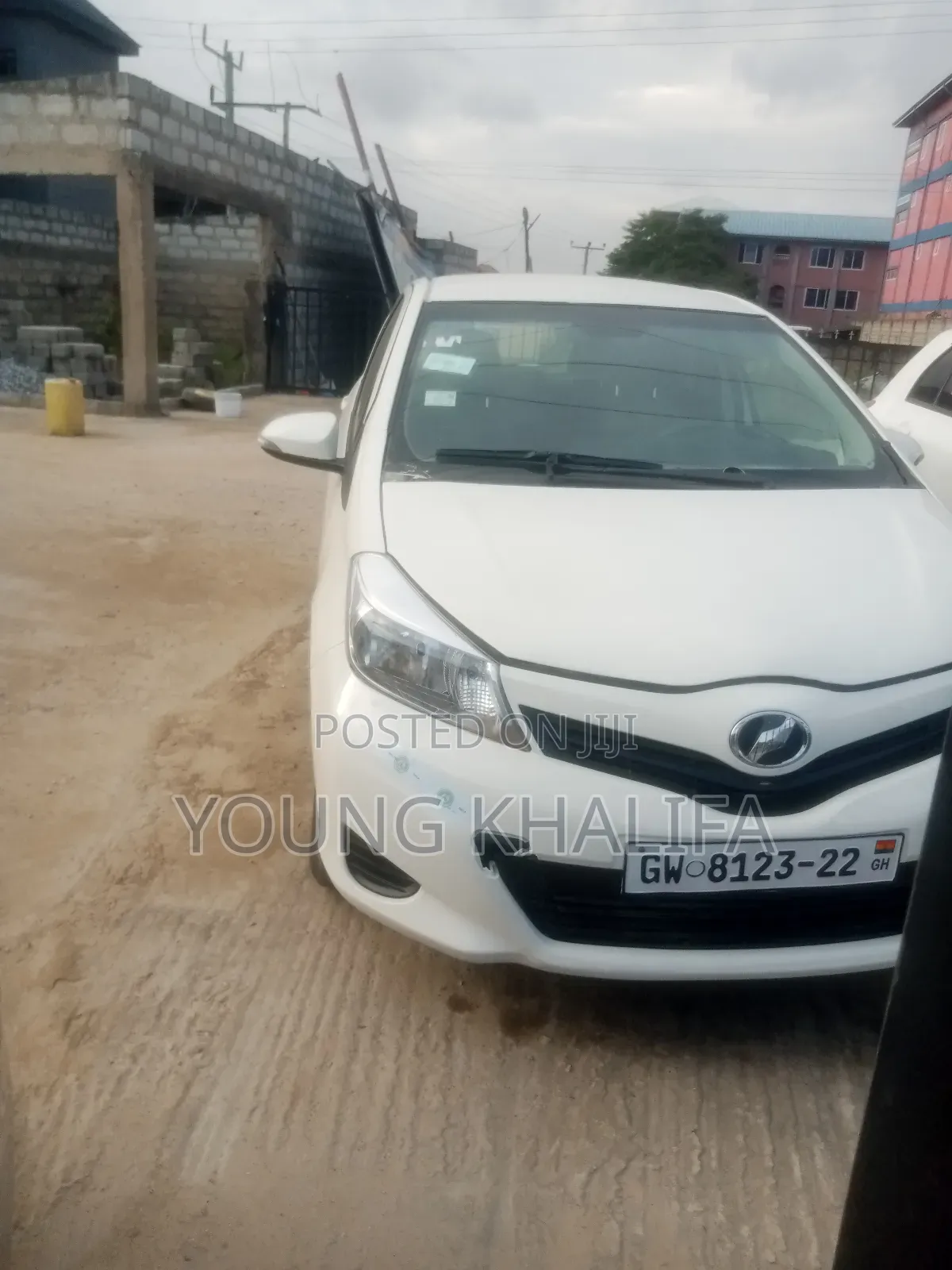 Toyota Vitz 2012 White