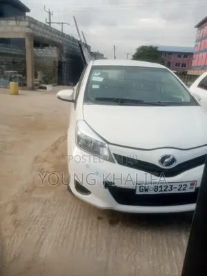 Toyota Vitz 2012 White