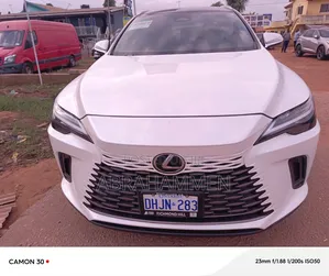 Lexus RX 2025 White