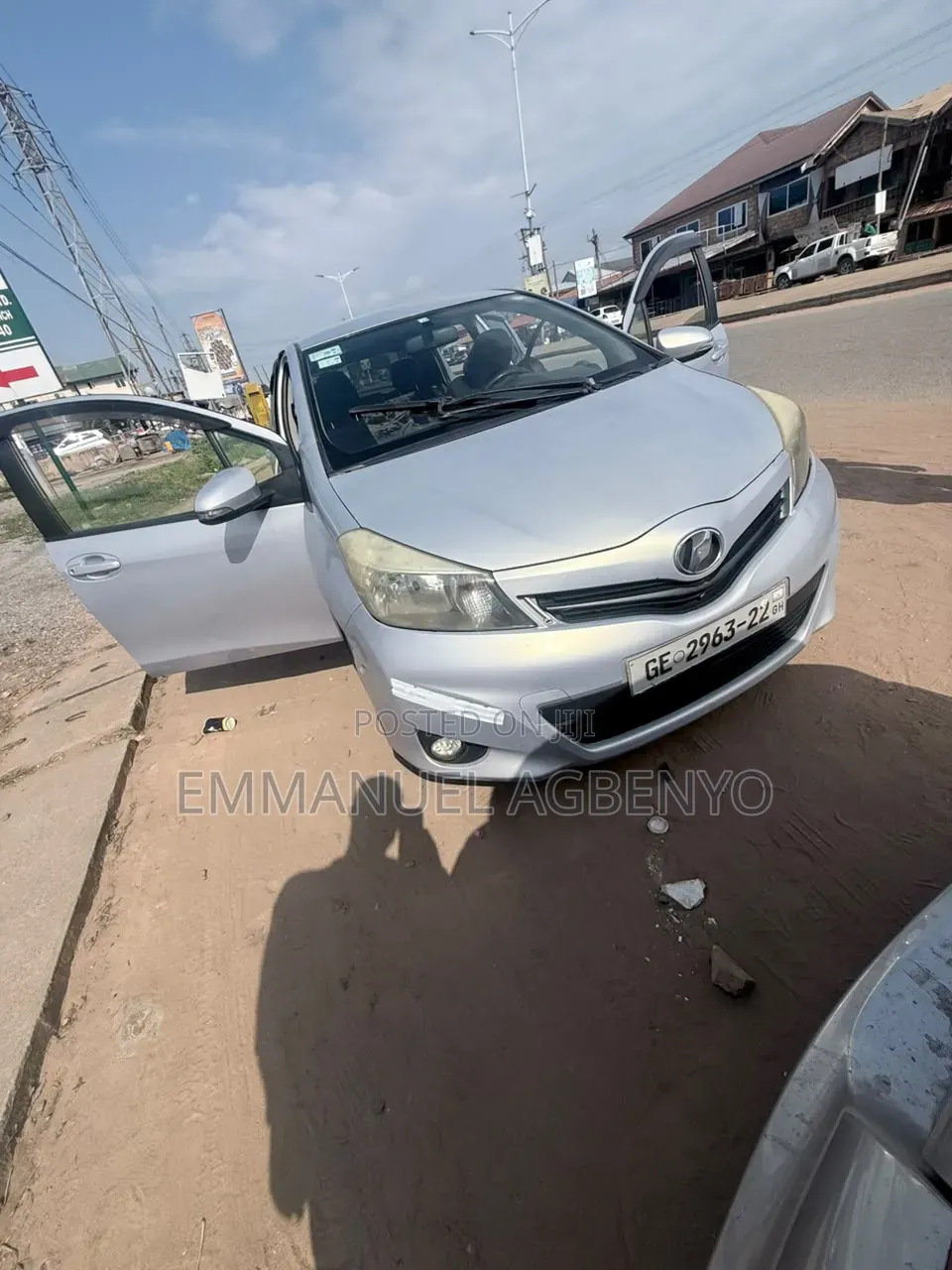 Toyota Vitz 1.3 AWD 5dr 2013 Silver