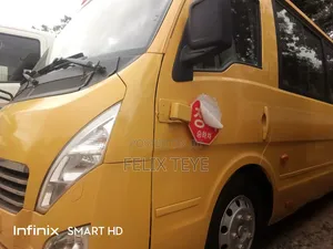 Daewoo Lestar 2015 Yellow