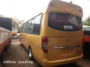 Daewoo Lestar 2015 Yellow