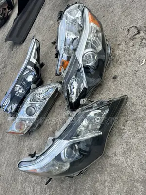 Toyota Camry 2012-2014 Headlights Original Used Pair