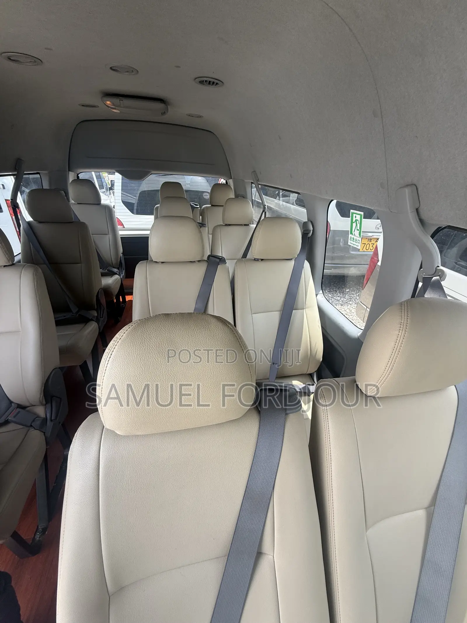 Toyota HiAce 2017 White