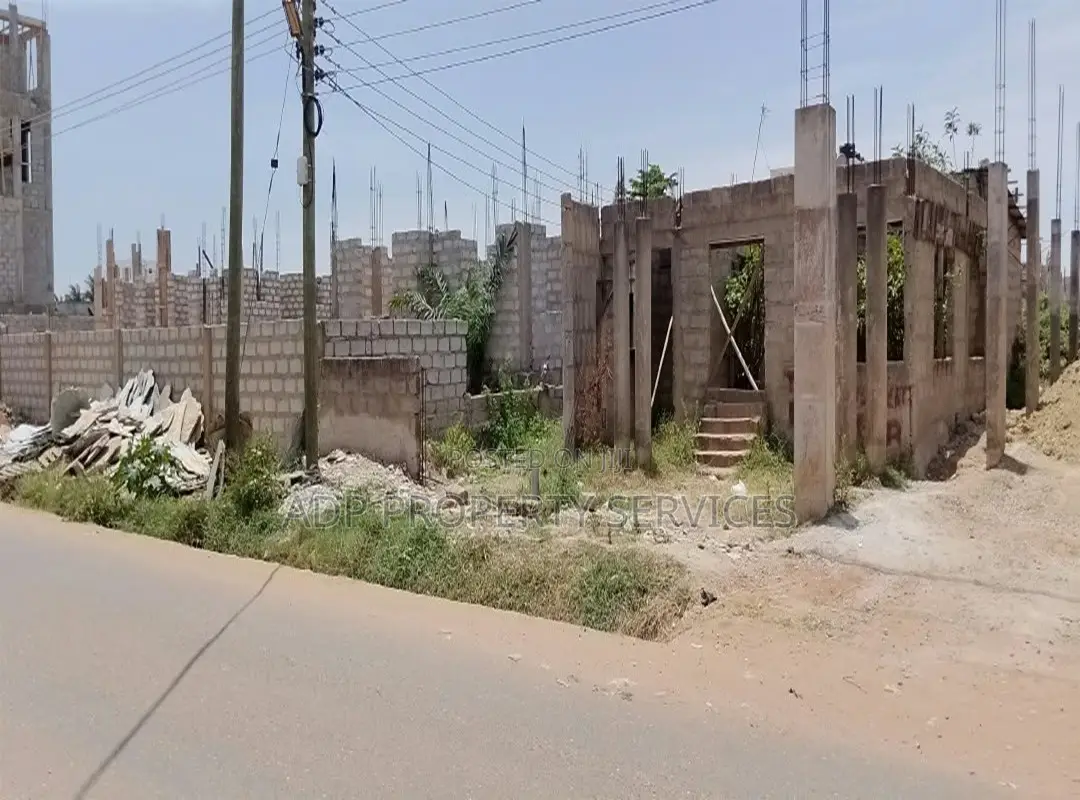 2bdrm House in Tse Addo, Accra Metropolitan for sale