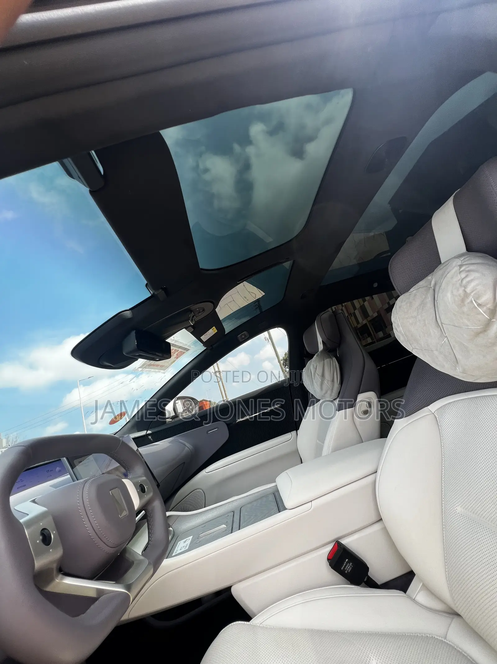 Avatr 12 578hp AWD 2024 White