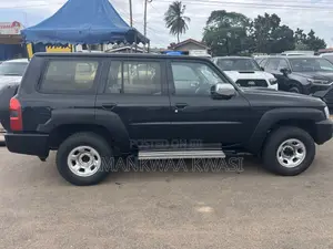 Nissan Patrol 2015 Black