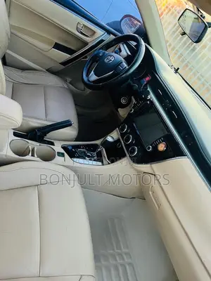 Toyota Corolla 2015 Black
