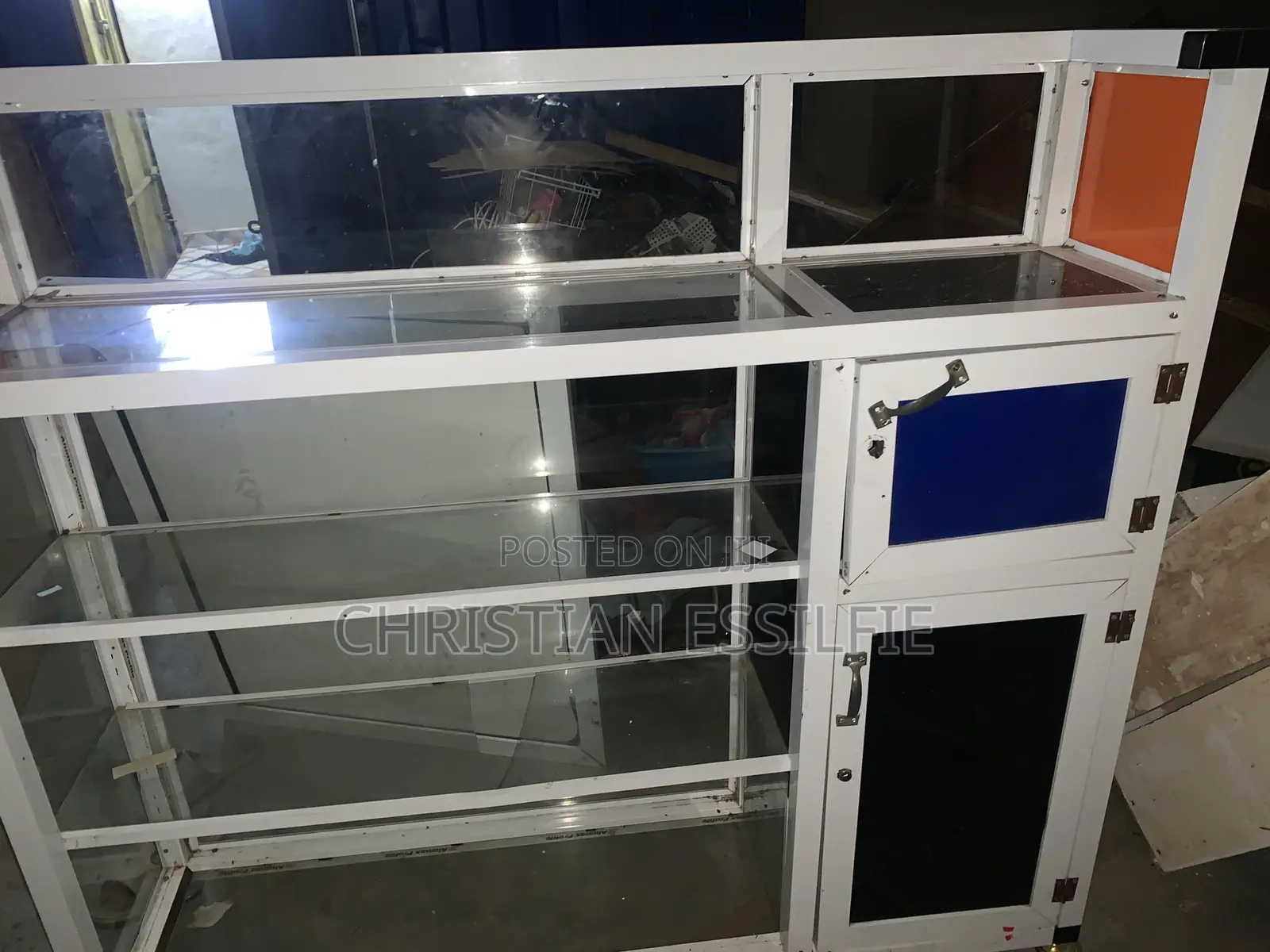 Neatly Used Showcase for Sale