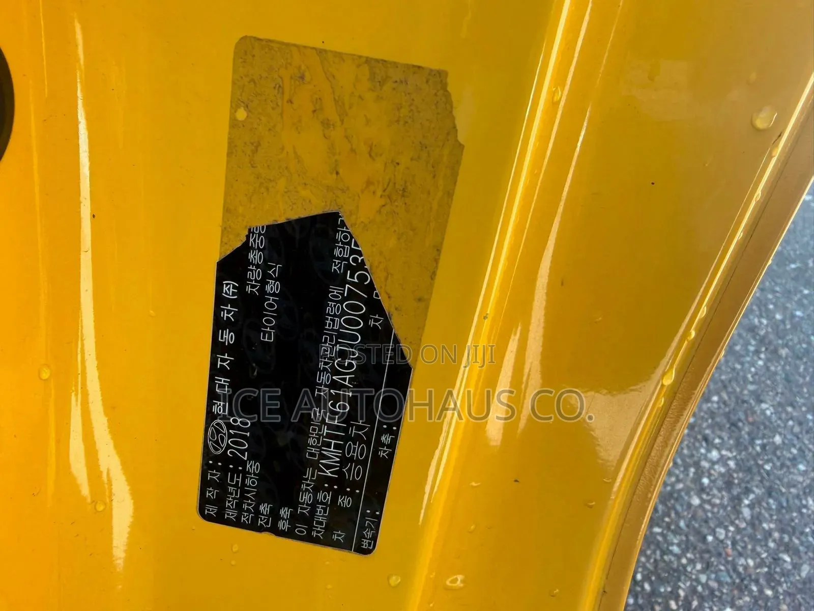 Hyundai Veloster 2018 Yellow