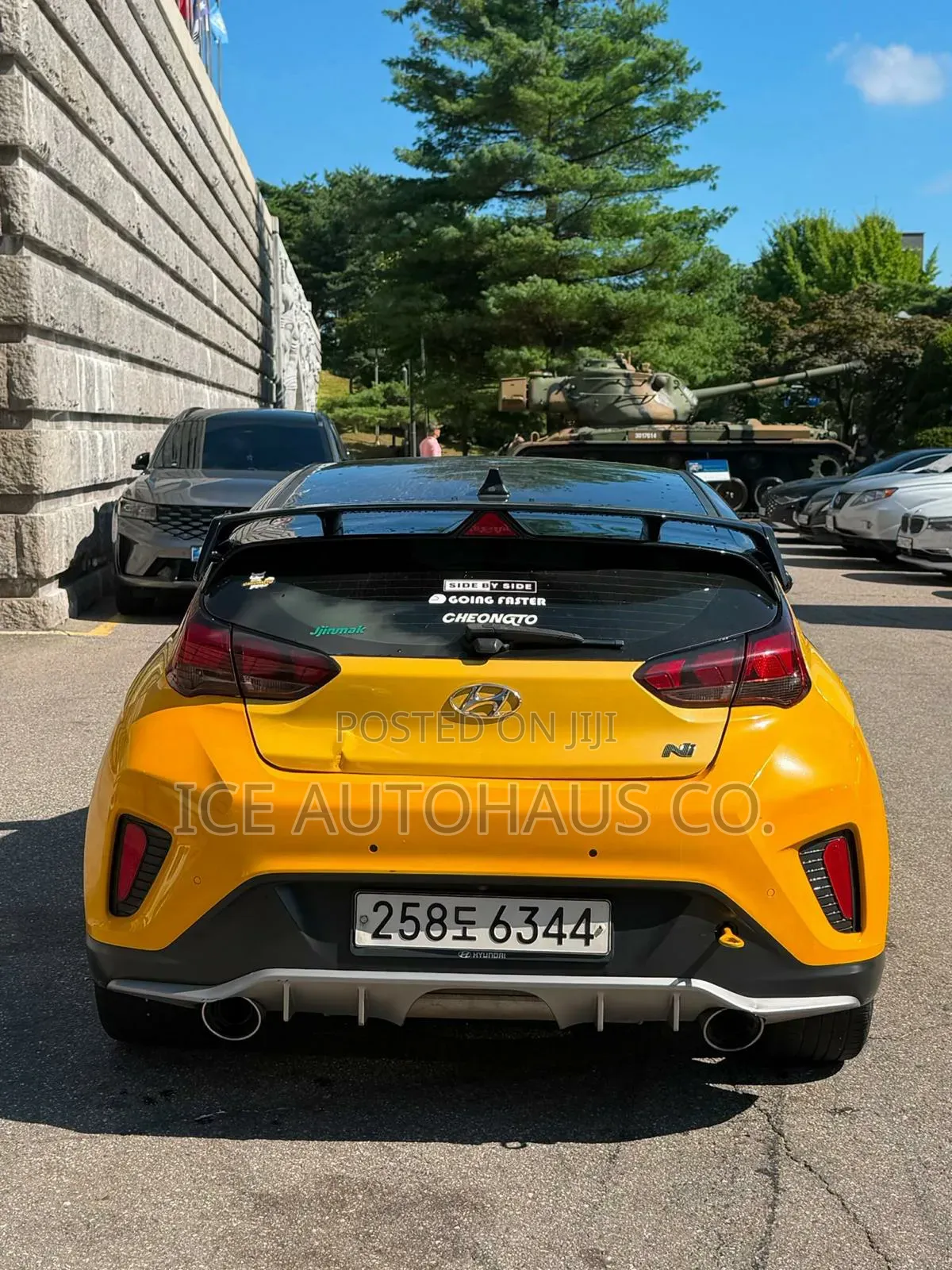 Hyundai Veloster 2018 Yellow