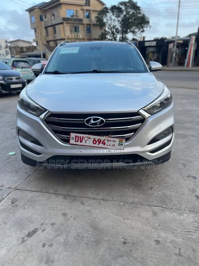 Hyundai Tucson Limited AWD 2016 Silver