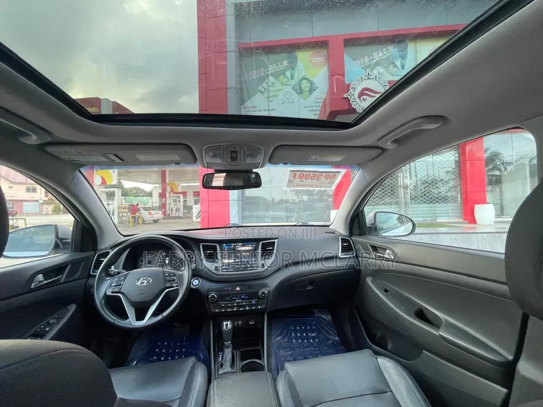 Hyundai Tucson Limited AWD 2016 Silver