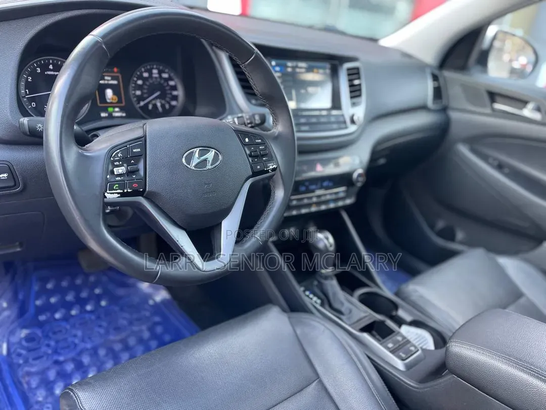 Hyundai Tucson Limited AWD 2016 Silver