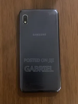 Samsung A10 32 GB Black