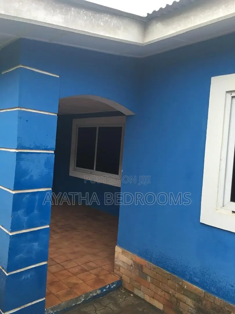 3bdrm House in Modern Properties, Sakumono for rent