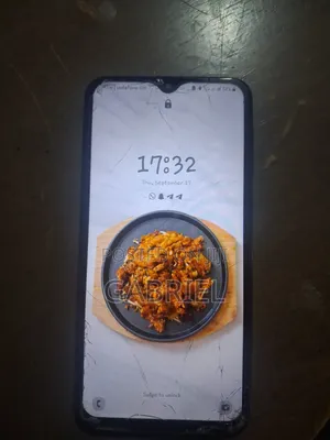 Samsung A10 32 GB Black