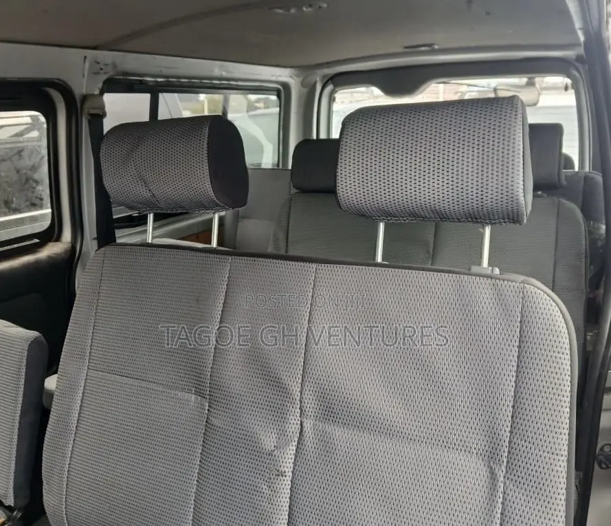 Toyota HiAce 2013 Grey