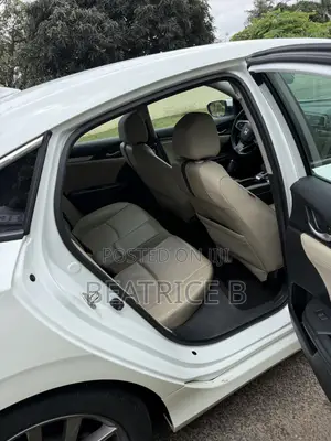 Honda Civic EX-L Sedan 2019 White