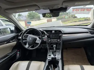 Honda Civic EX-L Sedan 2019 White