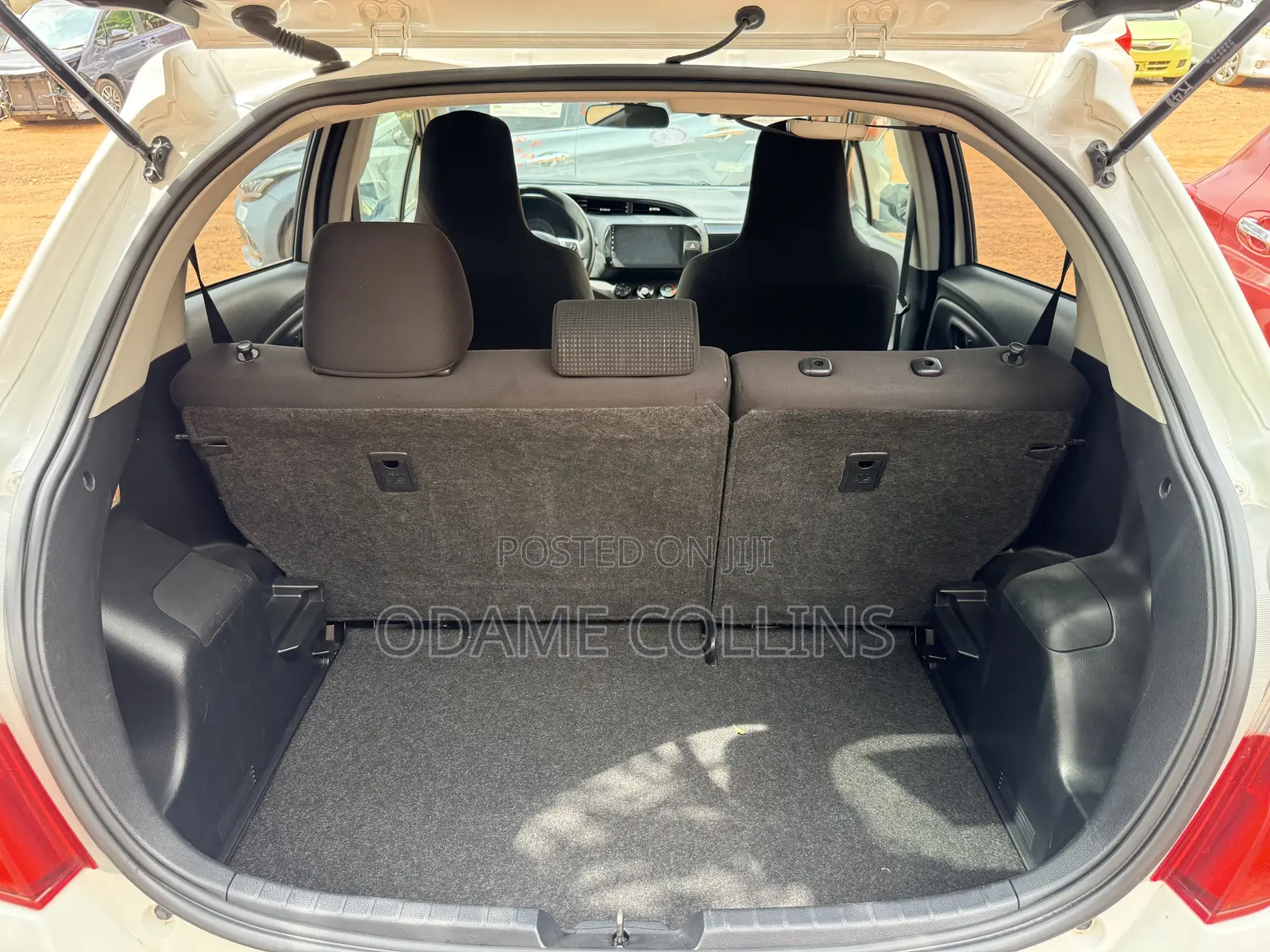 Toyota Vitz 1.3 FWD 5dr 2016 White