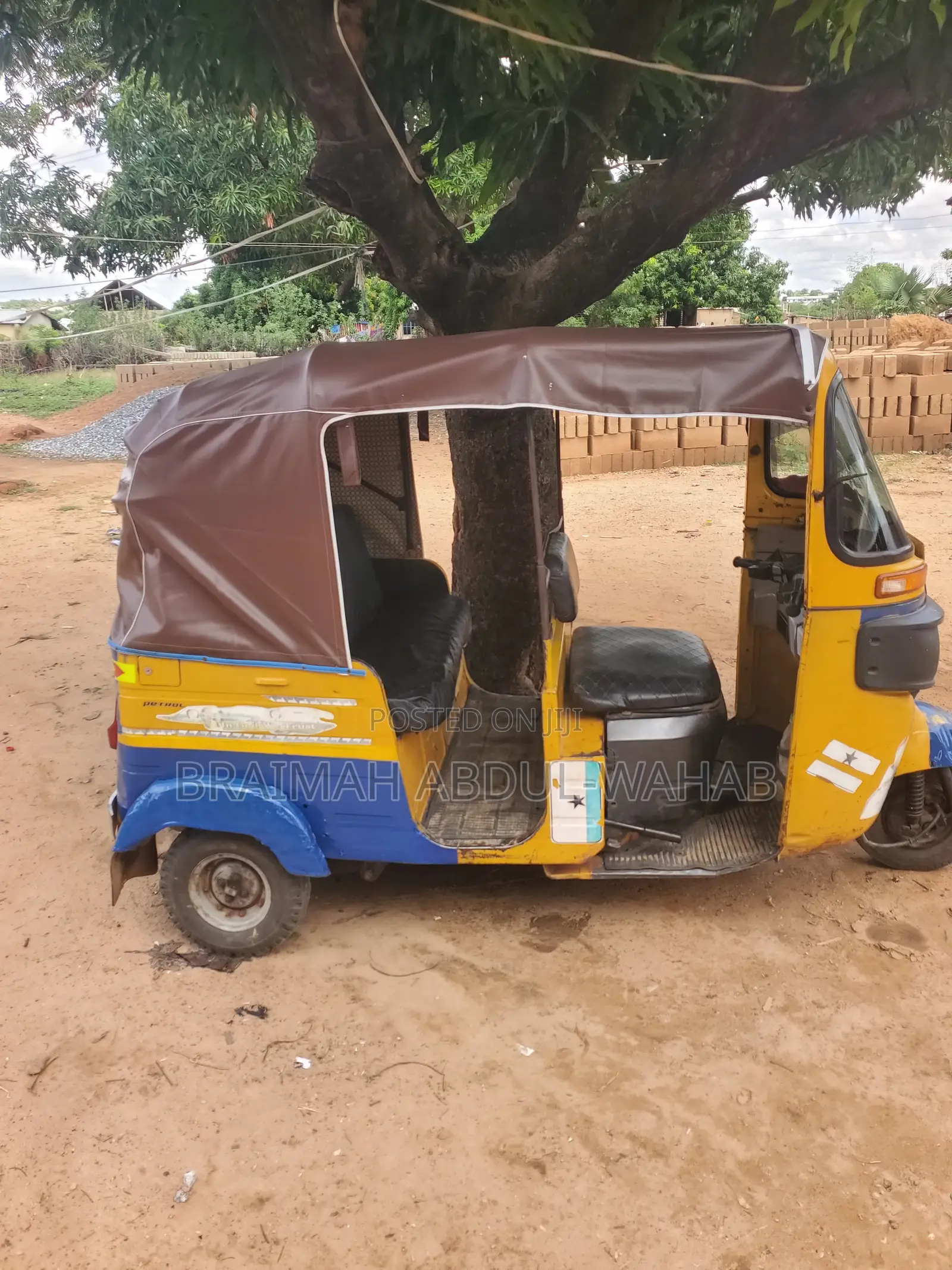 Tricycle 2018 Yellow