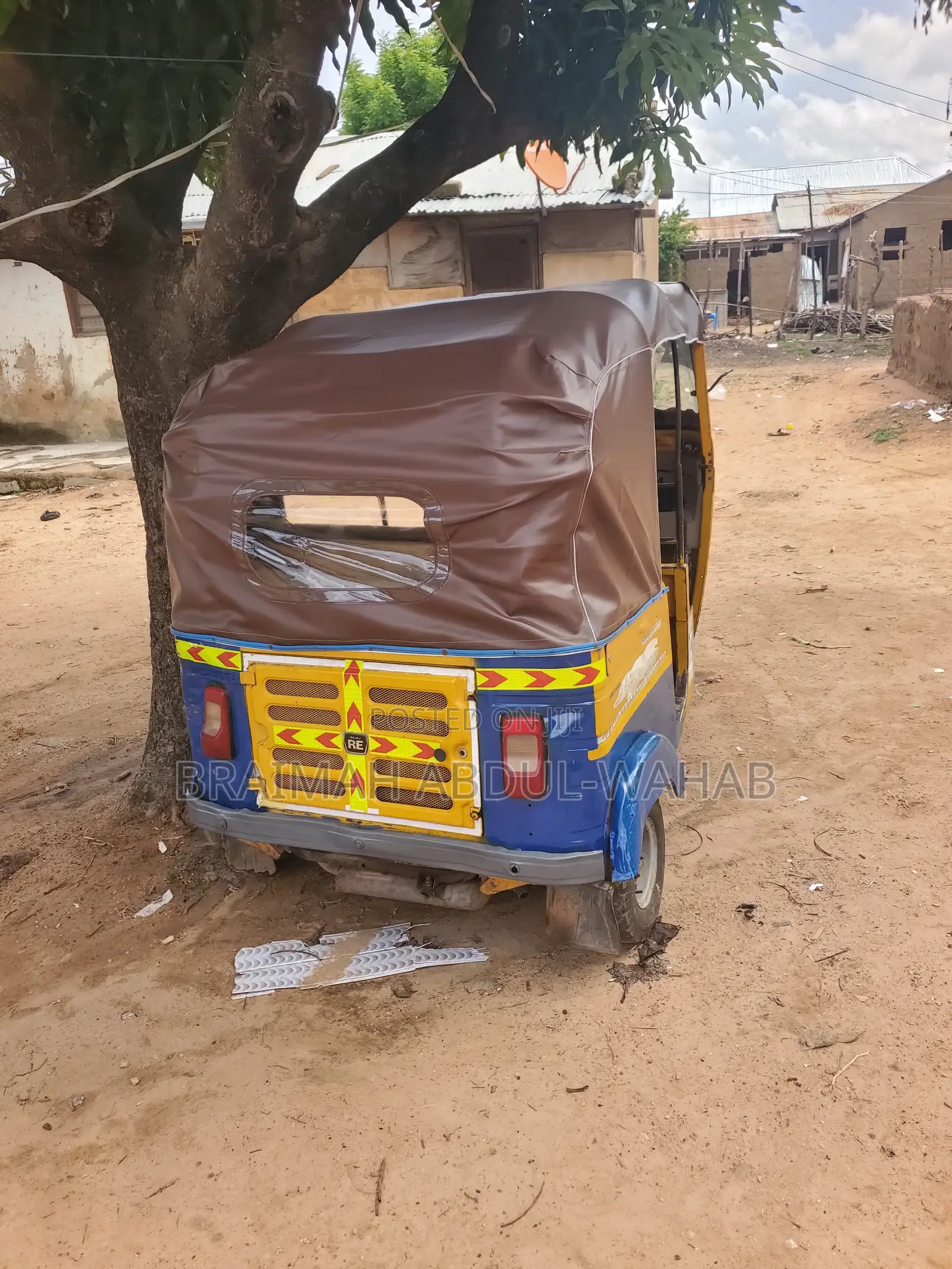 Tricycle 2018 Yellow