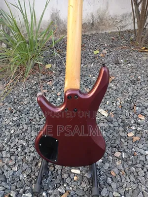 Ibanez Mikro GSRM20 Gio Soundgear Mini 4STRINGS Bass Guitar